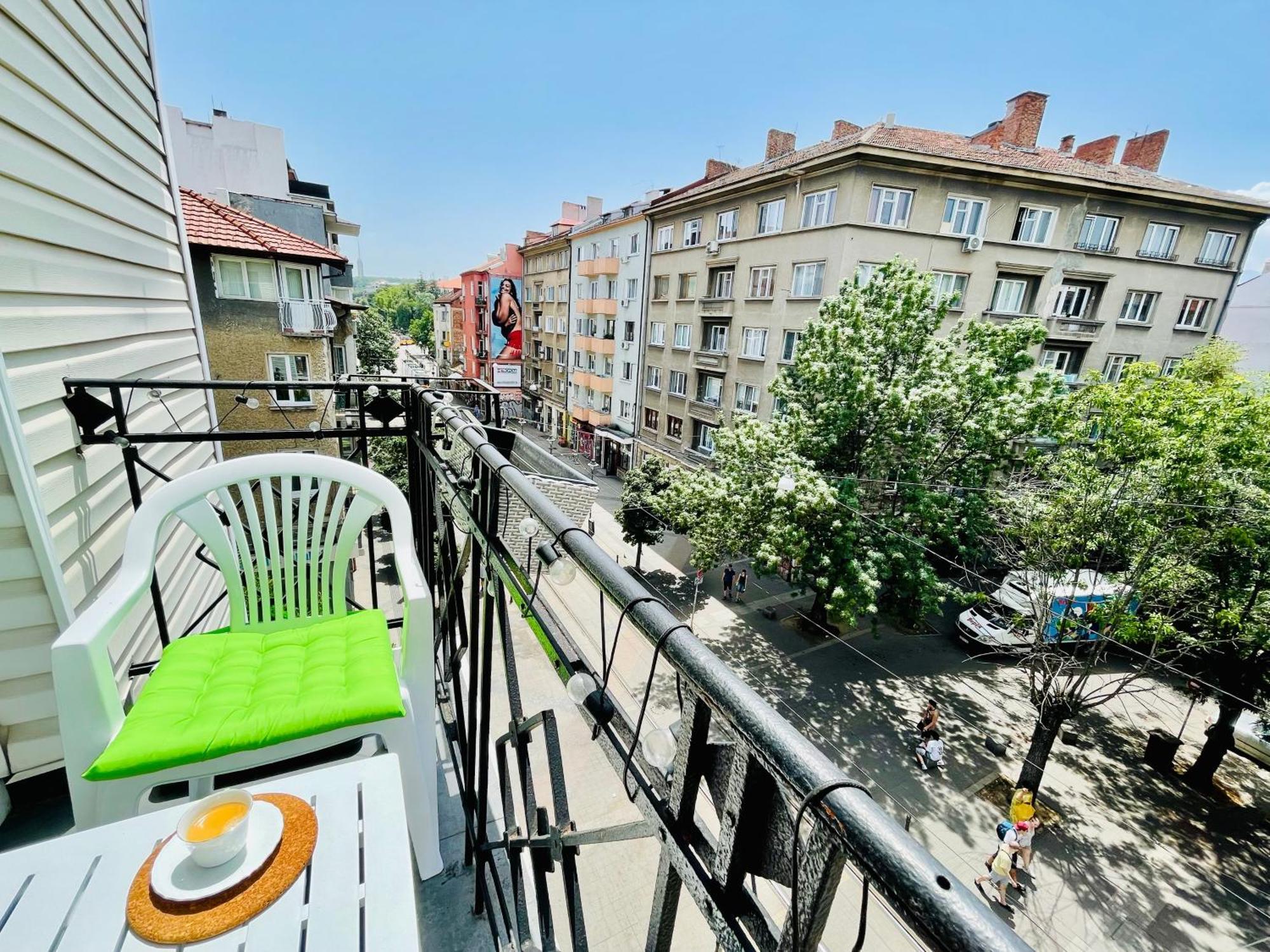 Bofo Home Free Parking Spot Sofia Extérieur photo
